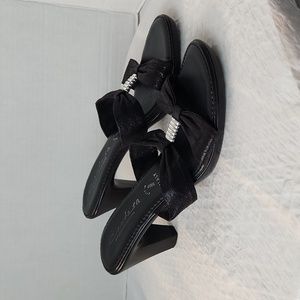 Contesa by Italian Shoemaker Women's Heeled Slide on Sandals Black Size 8